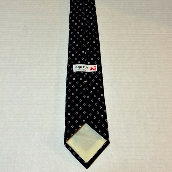 Cape Cod silk Tie Black light blue white red - Picture 2 of 6